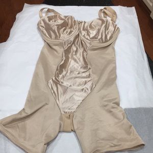 Underscore body suit 36D